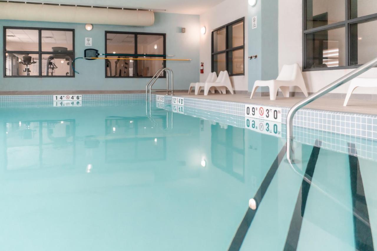 Stars Inn Leduc Εξωτερικό φωτογραφία